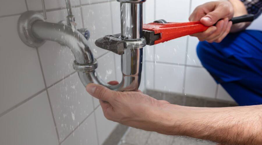 Professional bathroom faucet installation in Richland Springs, TX